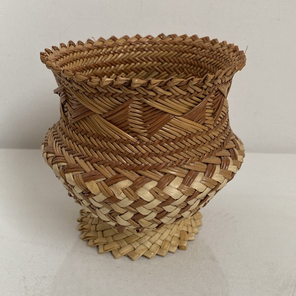 🌸Vintage Tarahumara Indian basket - Picture 3 of 12